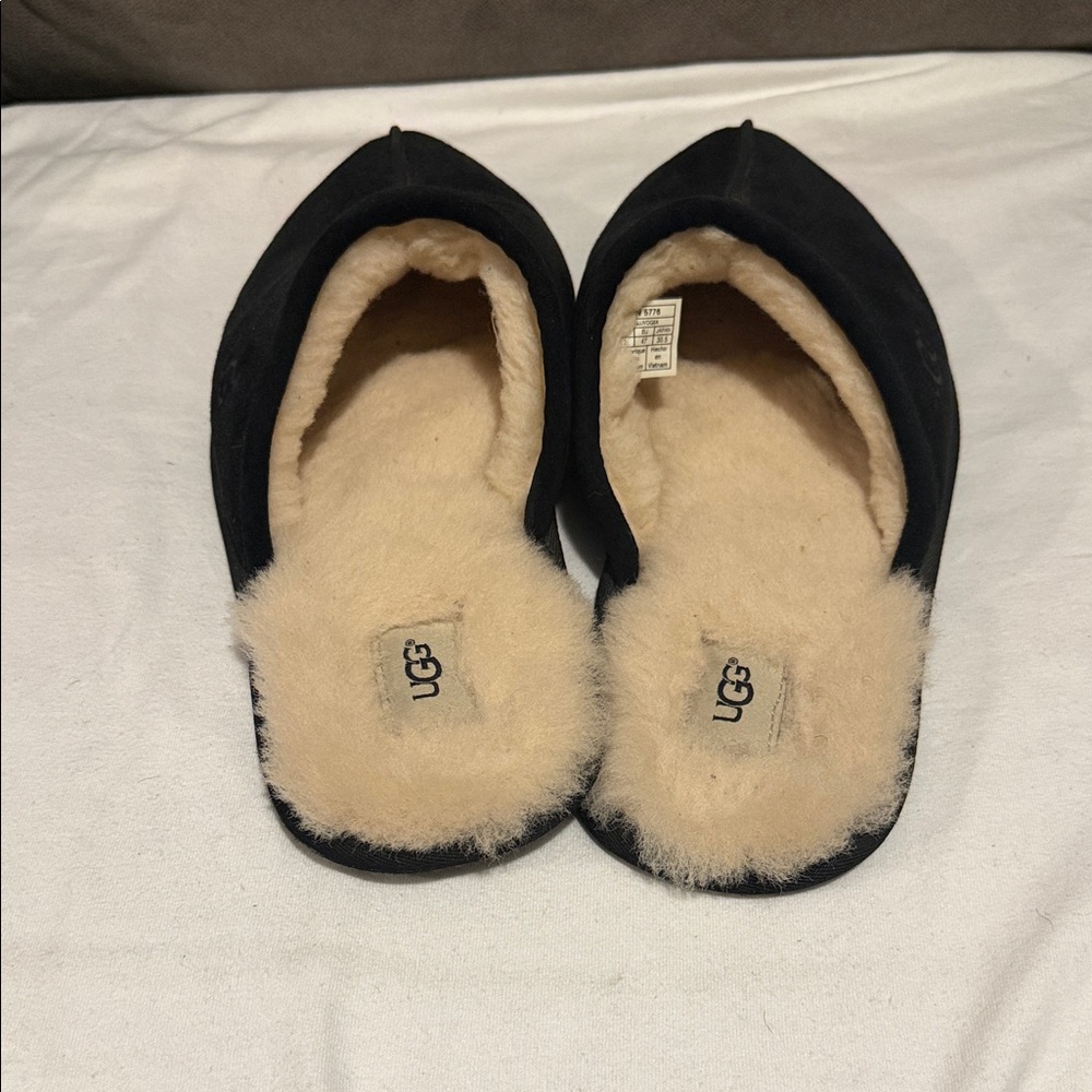 UGG Black and Cream Shearling Slippers - Picture 3 of 5